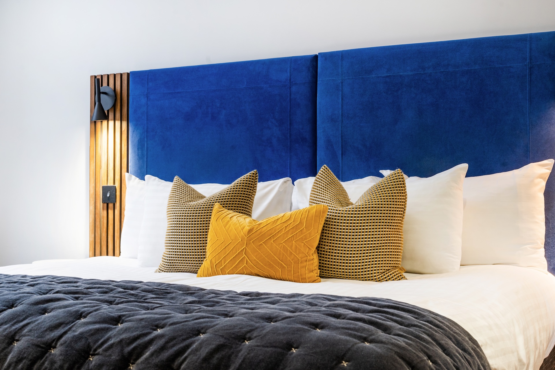 1 The Berkeley Square Hotel - King
